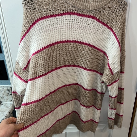 American Eagle Crewneck Sweater - Picture 2 of 5